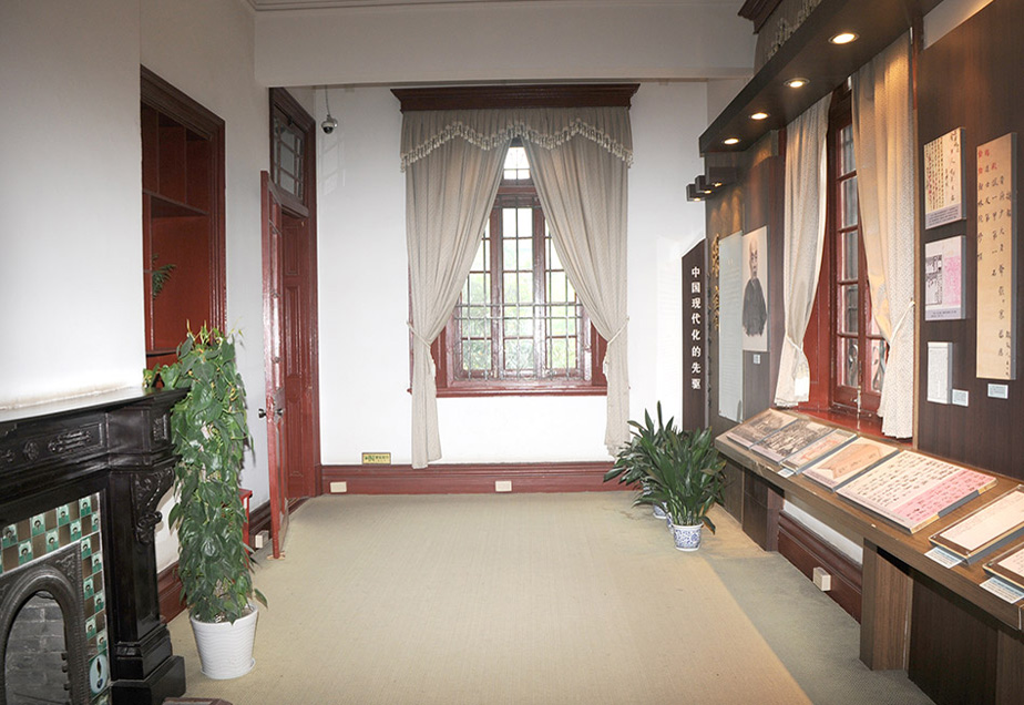 ��ϱ�ҵһ¥������������չ��