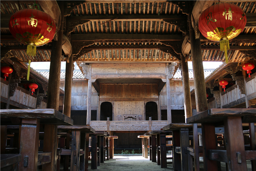 ��������